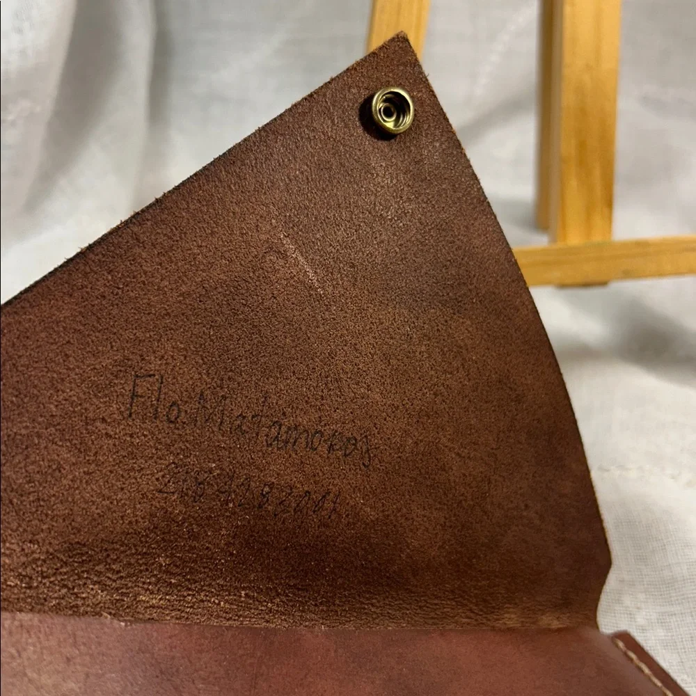 Handmade leather envelope preloved